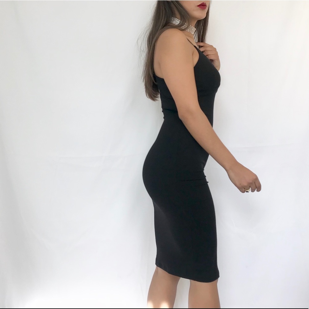 🖤🖤• Ribbed Midi Dress • - Picture 2 of 6